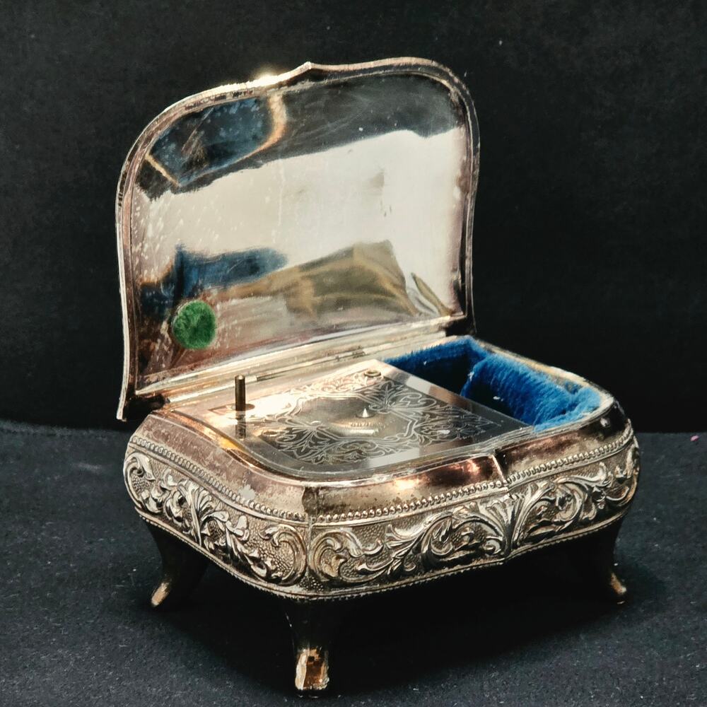 Vintage Toyo Japan Silver Tone Music Box Jewelry Trinket Box Plays My Way 1970s